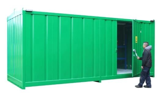 walk-in outdoor storage UK